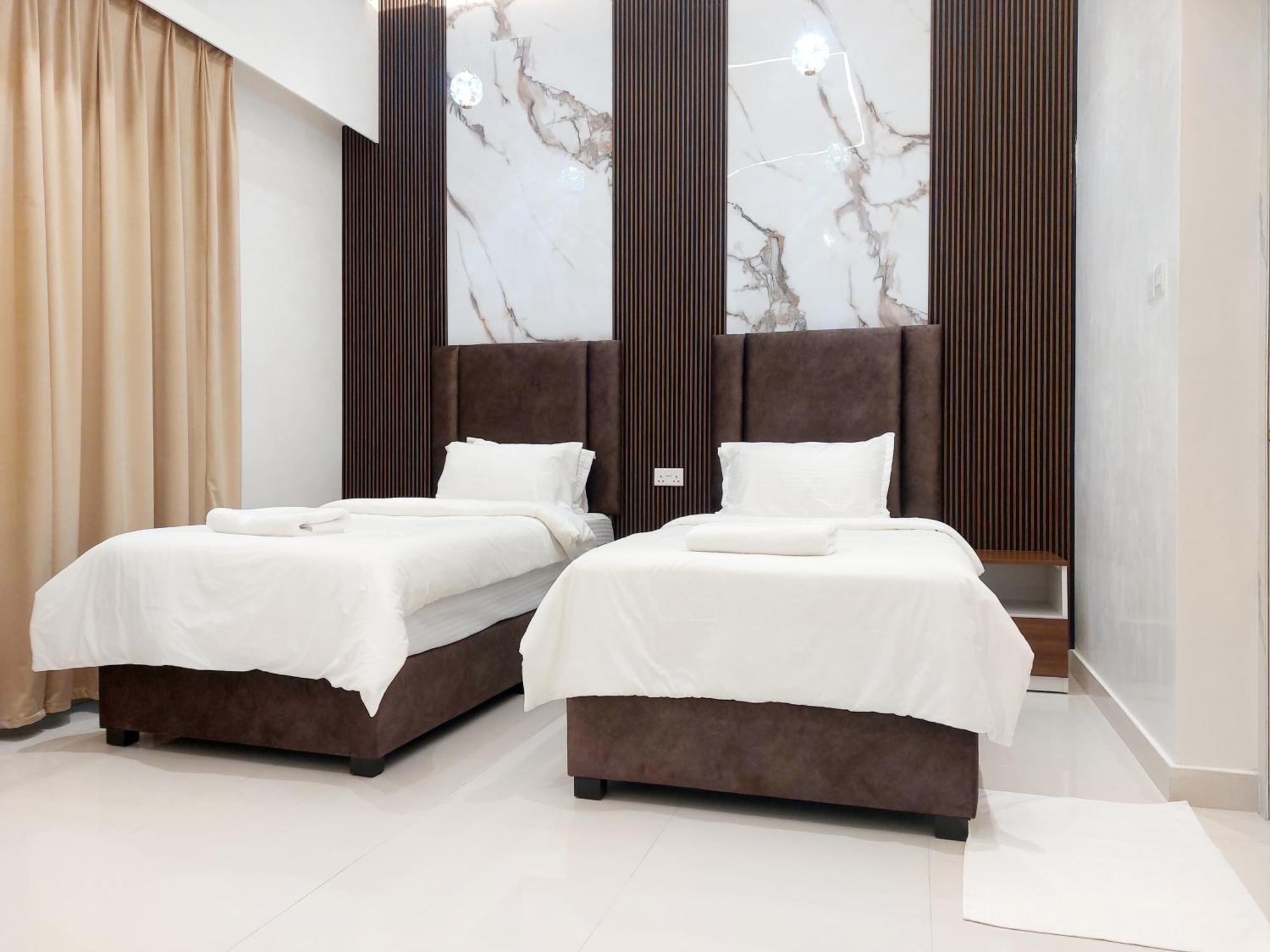 Mabahj Garnatha Hotel Apartments Sohar Esterno foto