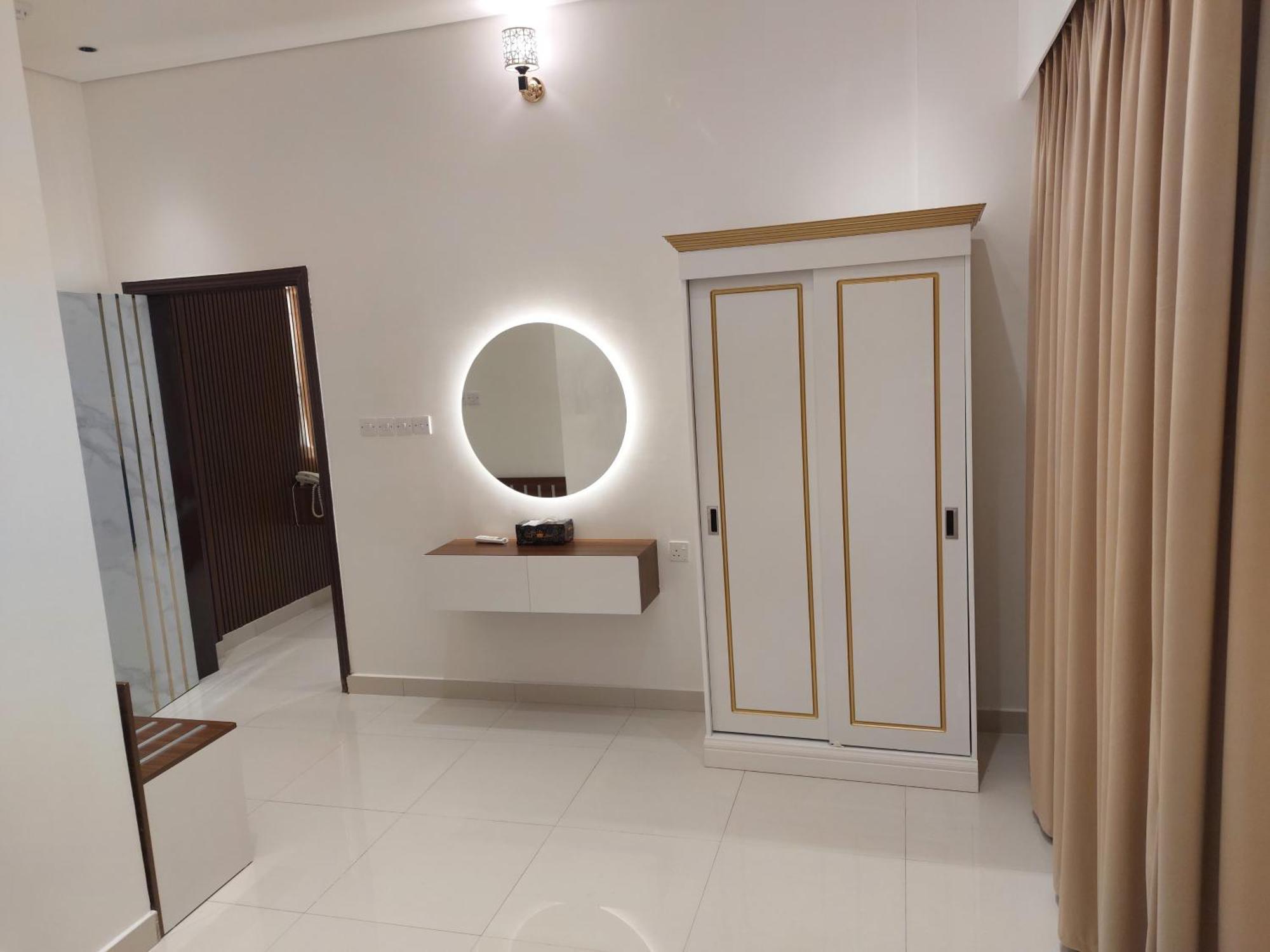 Mabahj Garnatha Hotel Apartments Sohar Esterno foto