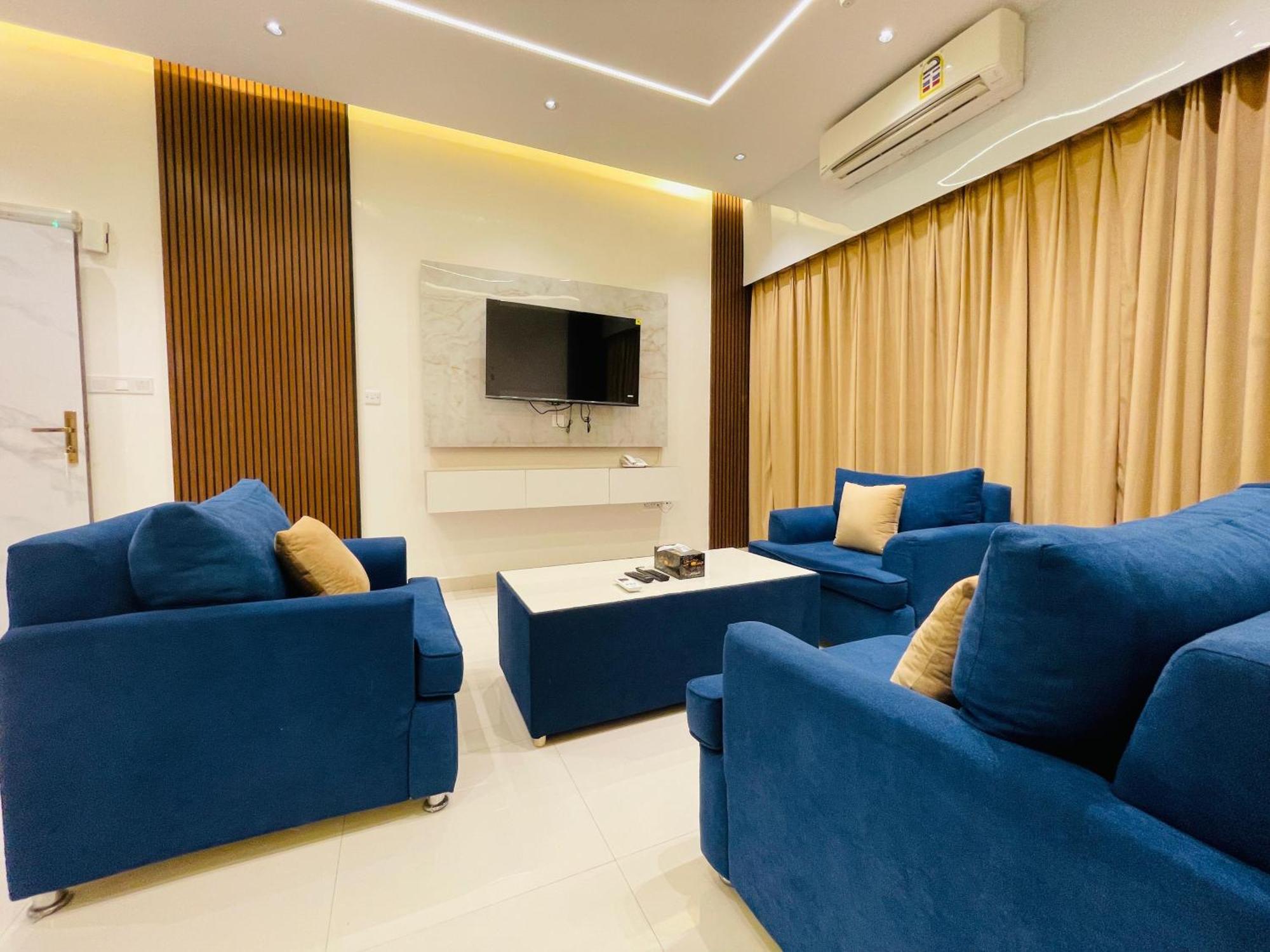 Mabahj Garnatha Hotel Apartments Sohar Esterno foto