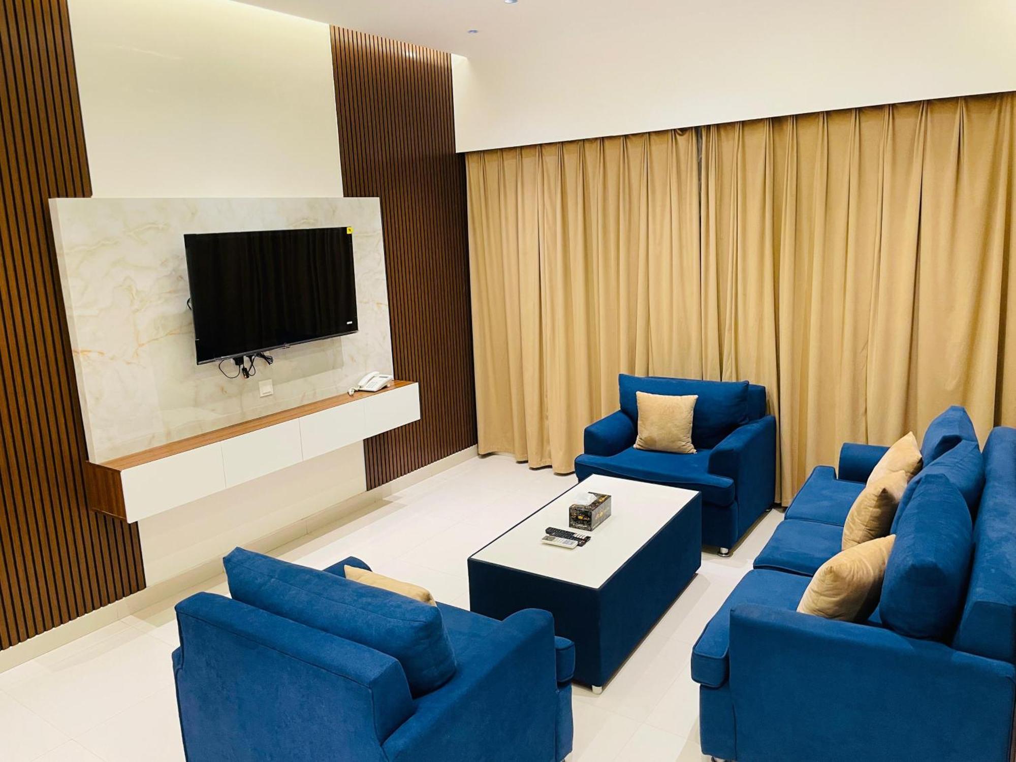 Mabahj Garnatha Hotel Apartments Sohar Esterno foto
