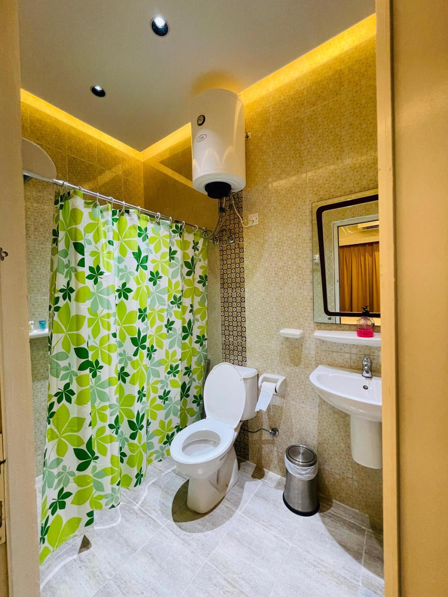 Mabahj Garnatha Hotel Apartments Sohar Esterno foto